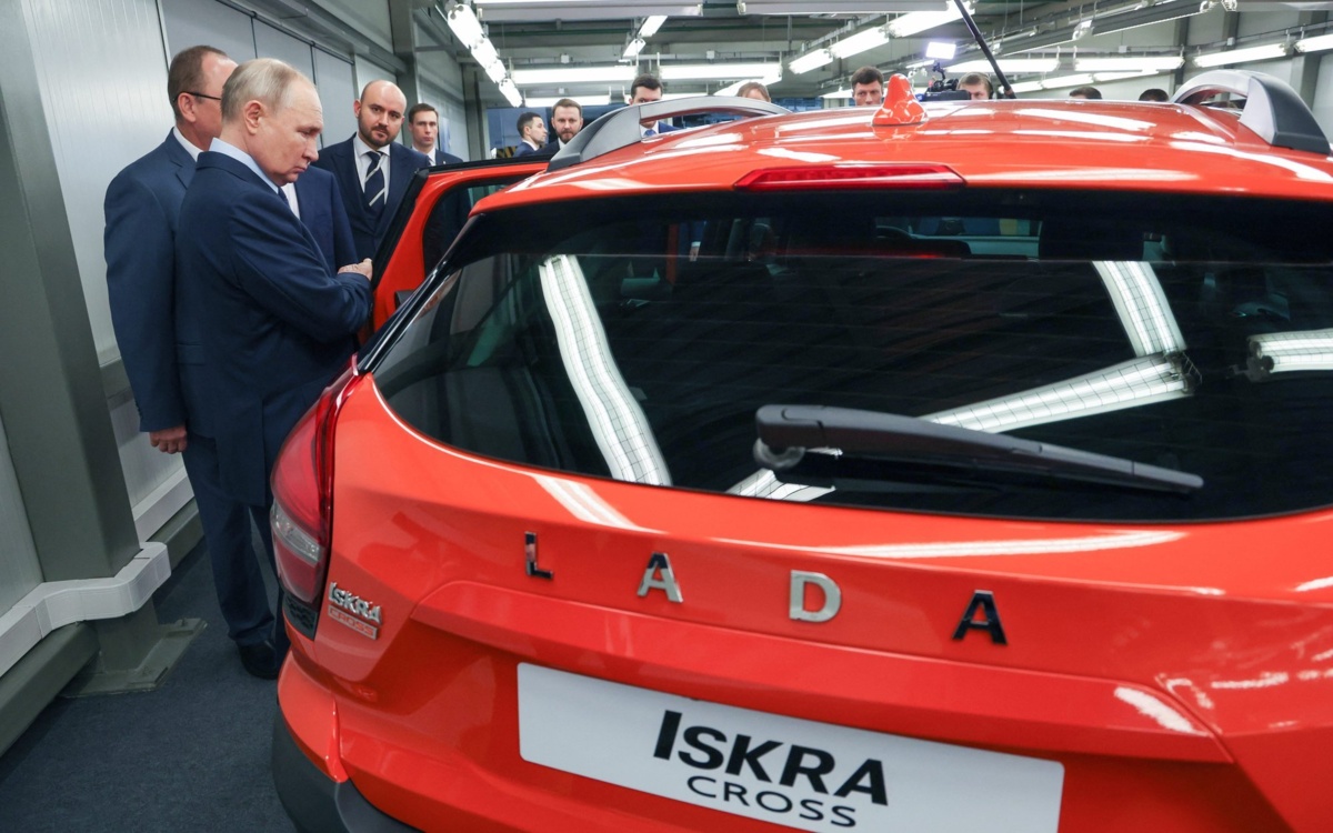 Pekin uderza w import aut do Rosji