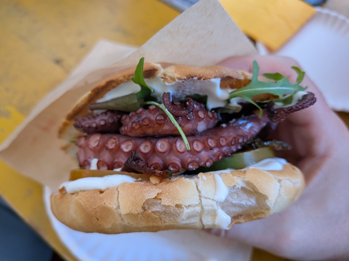 8f05290b-19d5-4bac-9e23-2b5e70946d6f