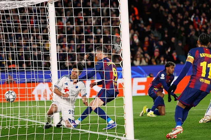 b0cf32f2-b099-4e67-99eb-08a329d2977f