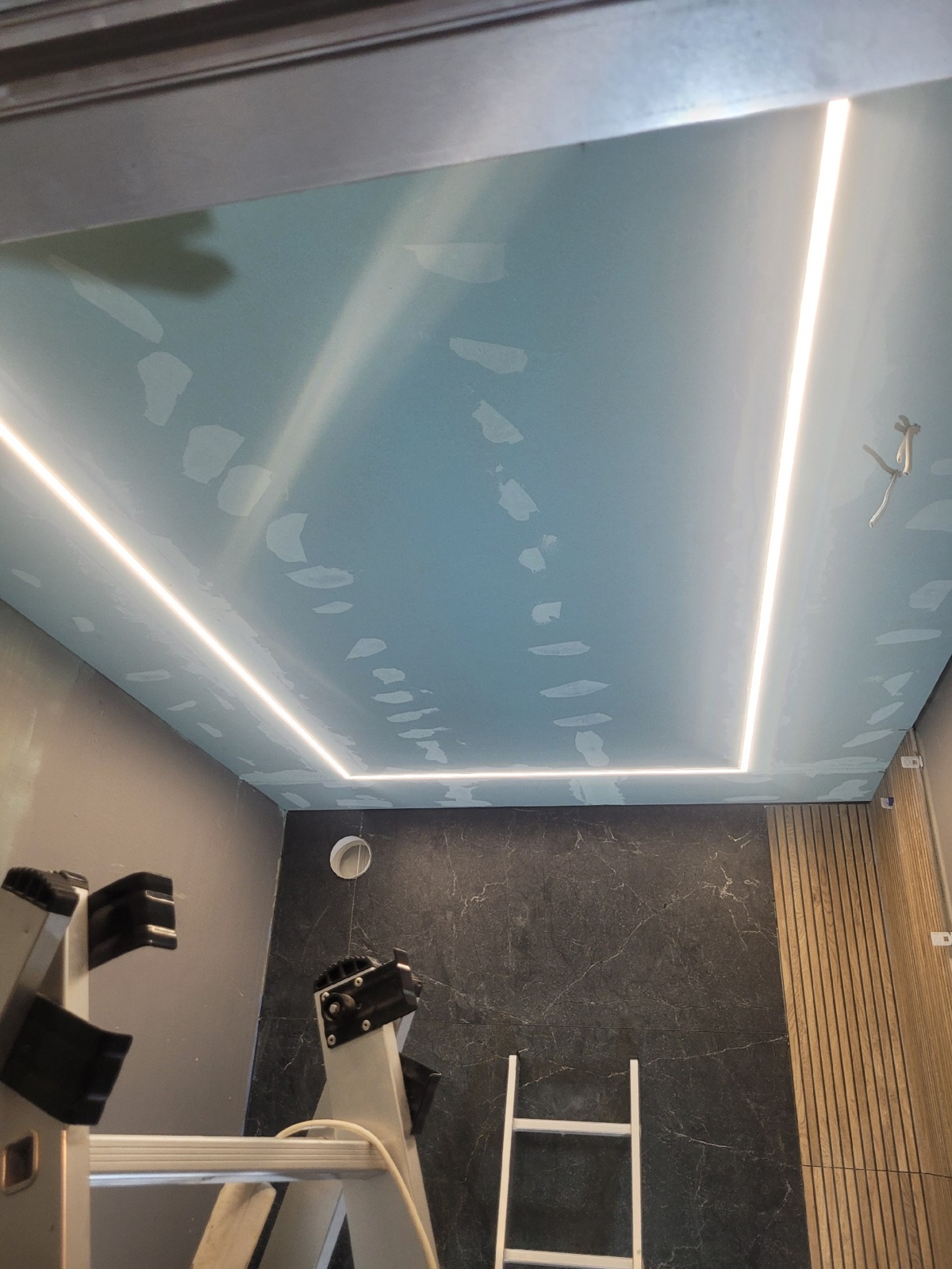 6afa297c-2f15-43f3-b116-93ac56a2549d