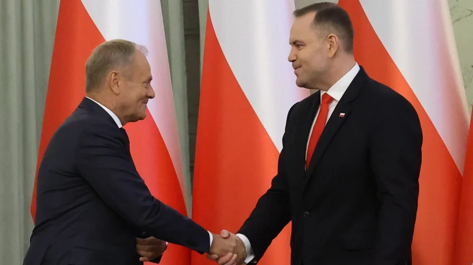 Zawieszenie broni na szczytach władzy w Polsce po wtargnięciu rosyjskich dronów w przestrzeń powietrzną Polski