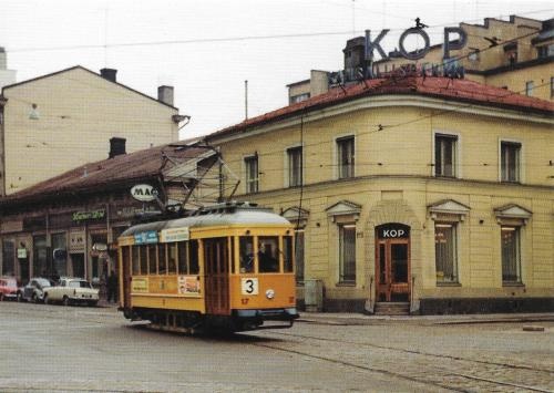 4d4c0551-692e-489c-9af7-51ff853cf2d0