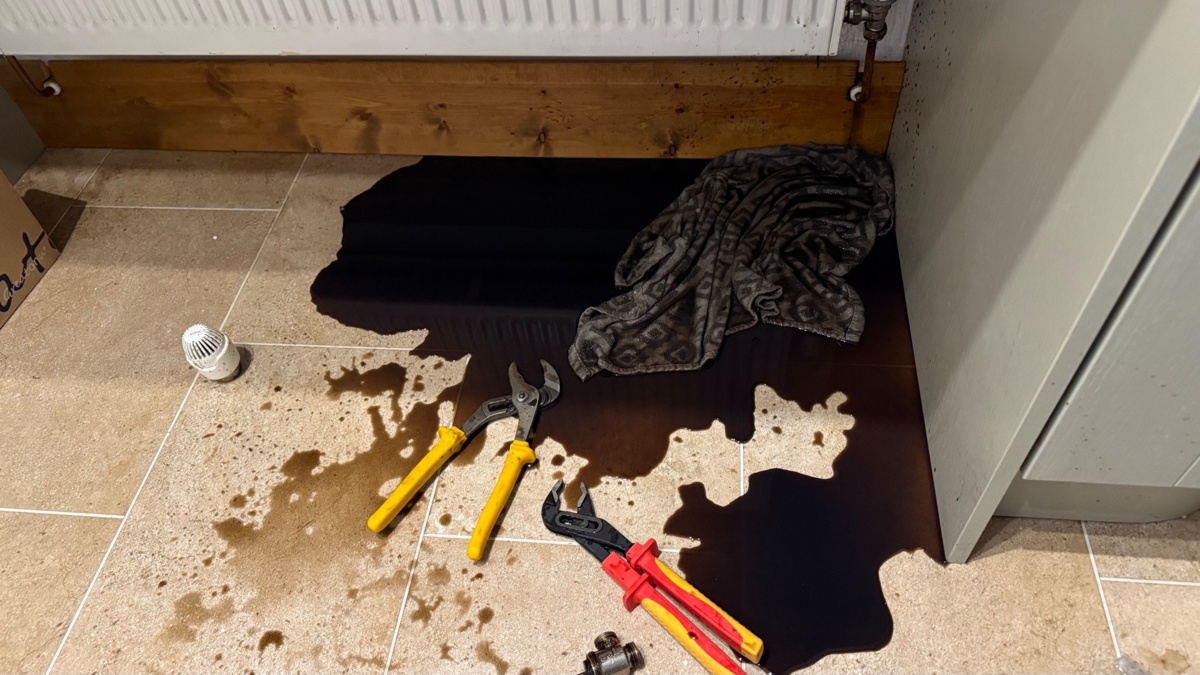 a8406794-90ad-4b62-9eaf-084c94679960