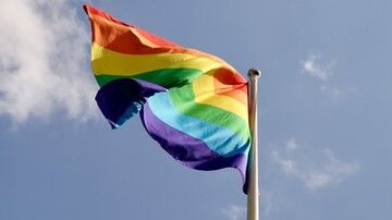 KE chce wyjaśnień od władz pięciu polskich województw. Chodzi o "strefy wolne od LGBT"