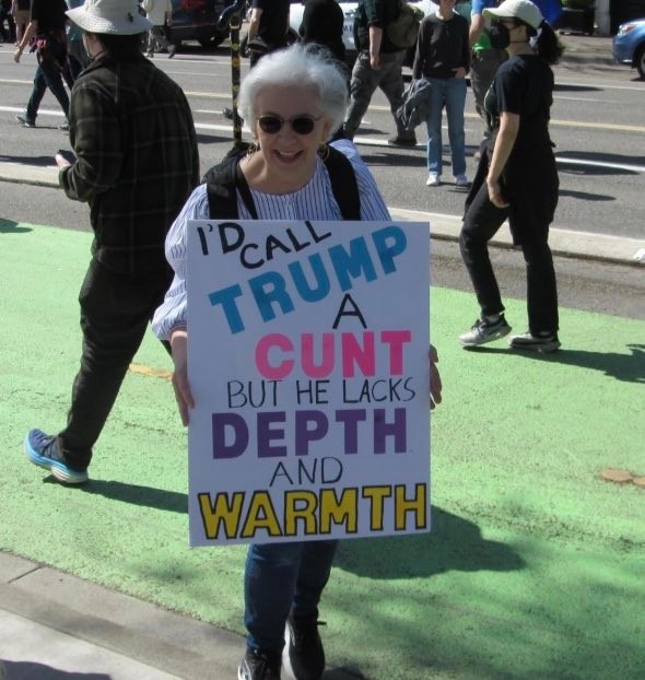 b00f4e61-a34e-4fbc-a842-4c96f18ffca6