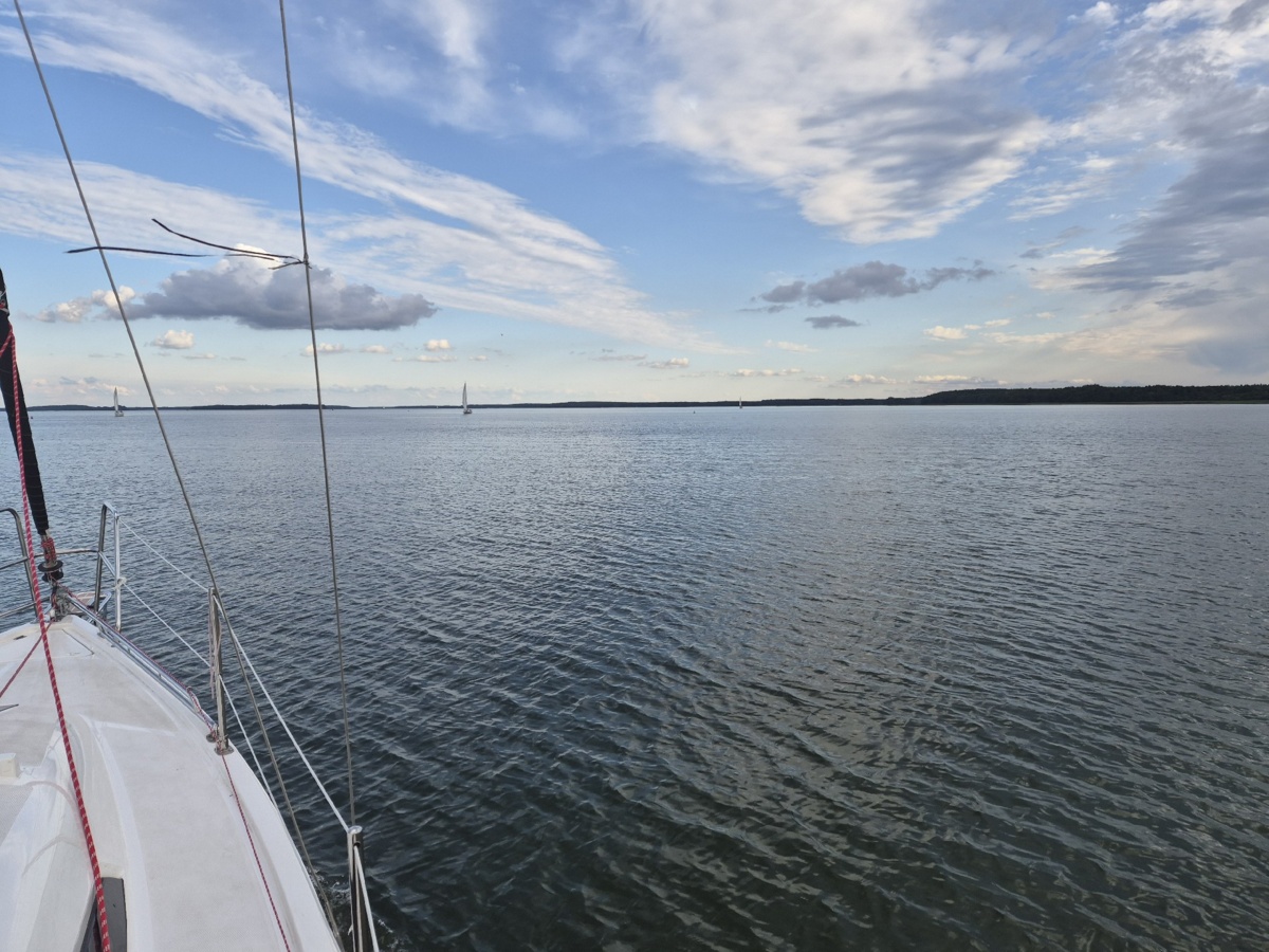 e3d0915a-ab5f-49d8-aaba-072f53db06ea