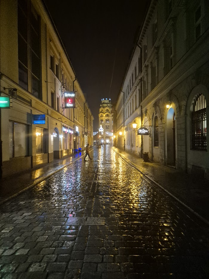 9b16424a-fc1c-43b8-b120-7feee26e76ef