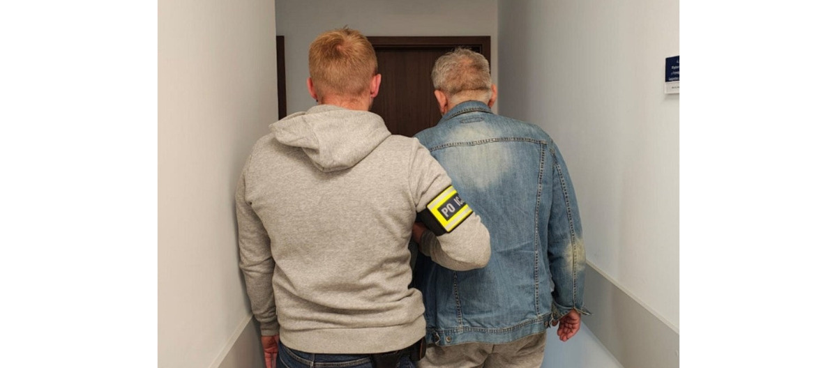 "Lekarz" po zawodówce. Przyjmował pacjentów, przyrządzał leki