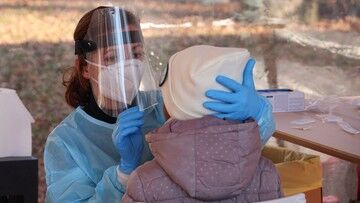 Szwecja. Rząd ogłosił zaostrzenie restrykcji epidemicznych. W kraju dominuje Omikron