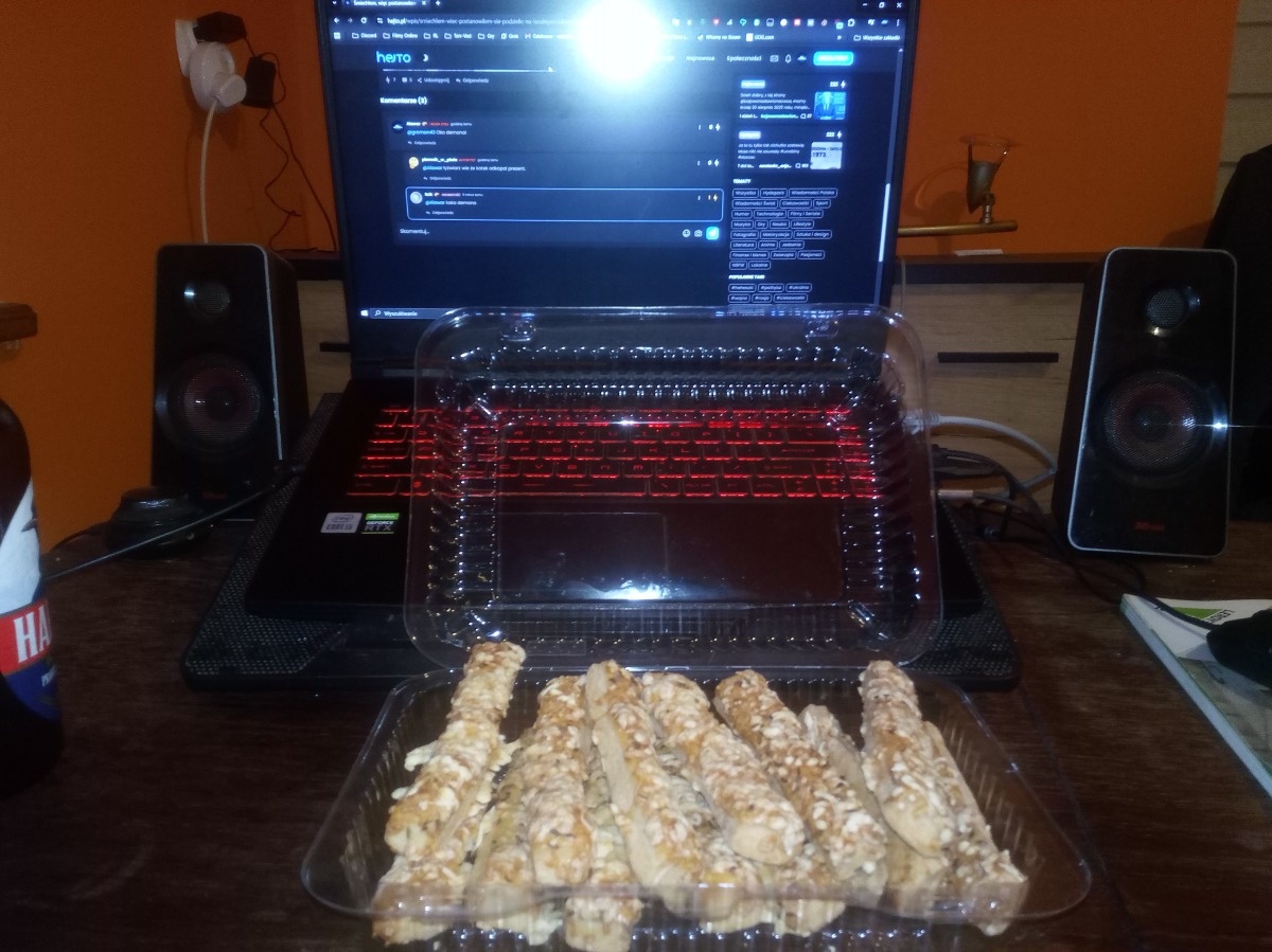 f846d922-50a7-4926-a044-08cd1d0d514e