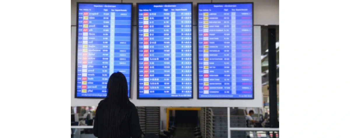 Trzymetrowy supertajfun nadciąga. W których krajach zamknięto lotniska?