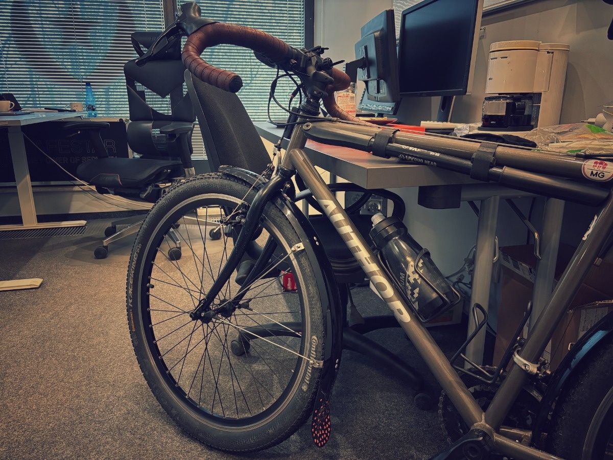 4180be7e-c762-4f49-9a58-854262155618