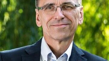 Wpisy prezydenta Olsztyna na Twitterze: "Niech rzuci kamieniem, kto nie uderzył w drzewo po pijaku"