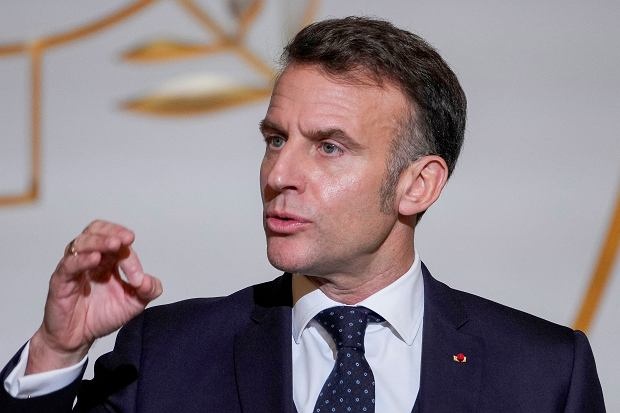 Francja przeprowadziła abordaż na rosyjski tankowiec. Macron wydał komunikat