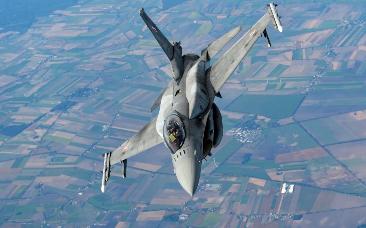 W nocy drony wiele razy naruszyły polską przestrzeń powietrzną. Wojsko użyło uzbrojenia