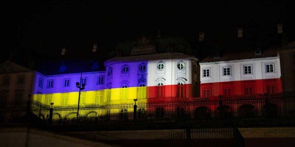 Zamek Królewski w Warszawie wspiera Ukrainę