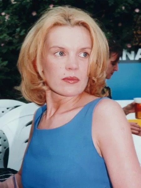 8b8fbad1-0d48-45ed-b684-d607e01aeed2