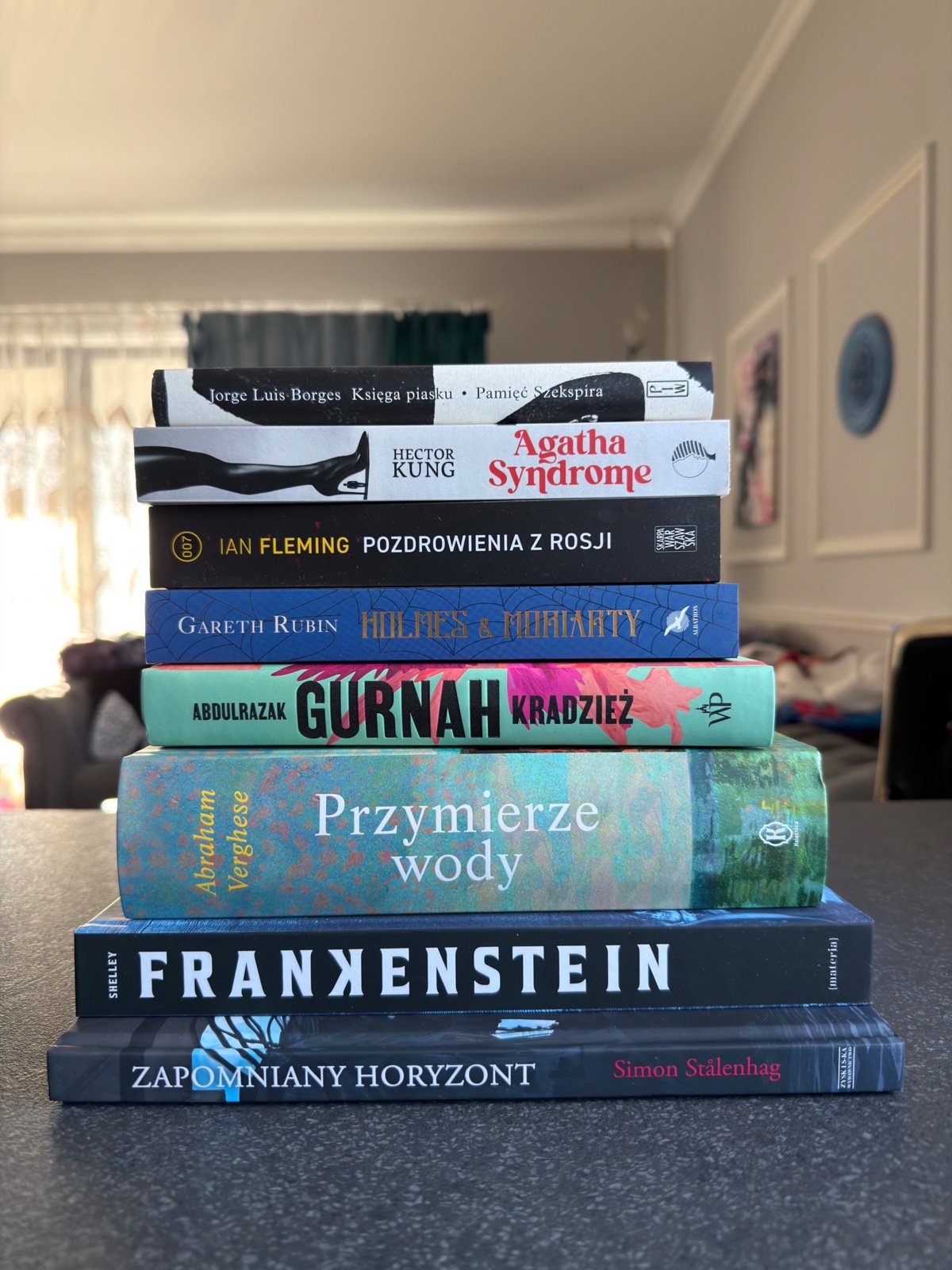 40f09eaf-fddf-4d49-b12f-24db97930793