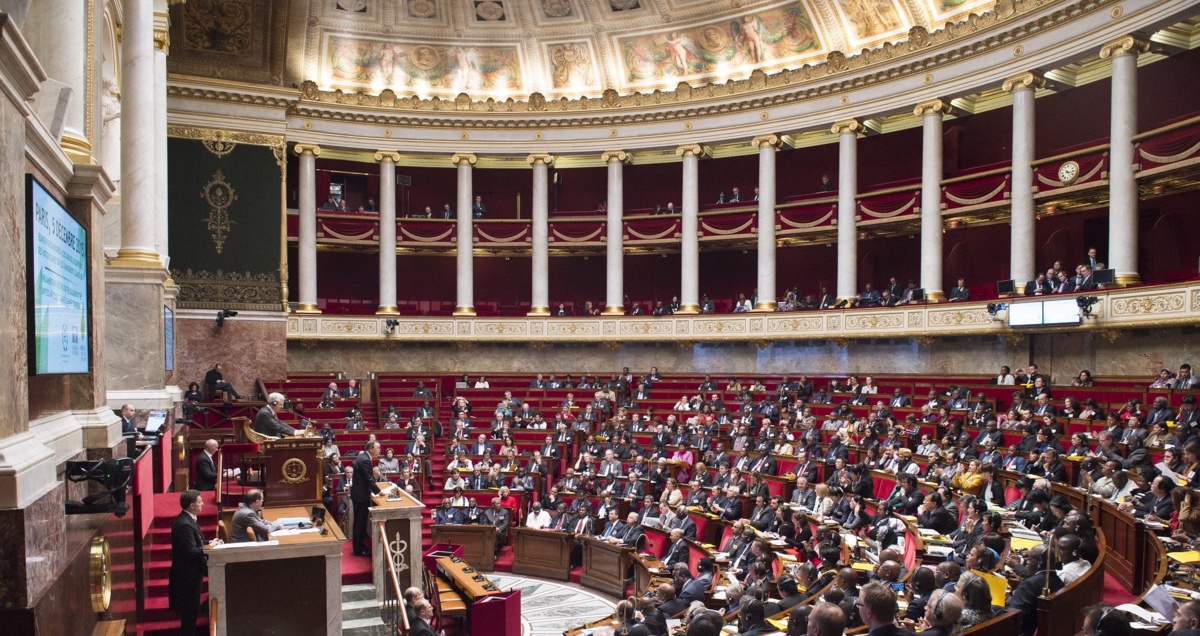 Francuskie "konklawe". Premier wierzy w kompromis, ale zegar tyka - EURACTIV.pl