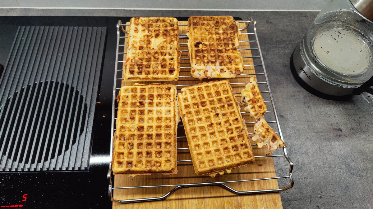 d2d81f10-a19d-4012-b2e8-feeba409c701