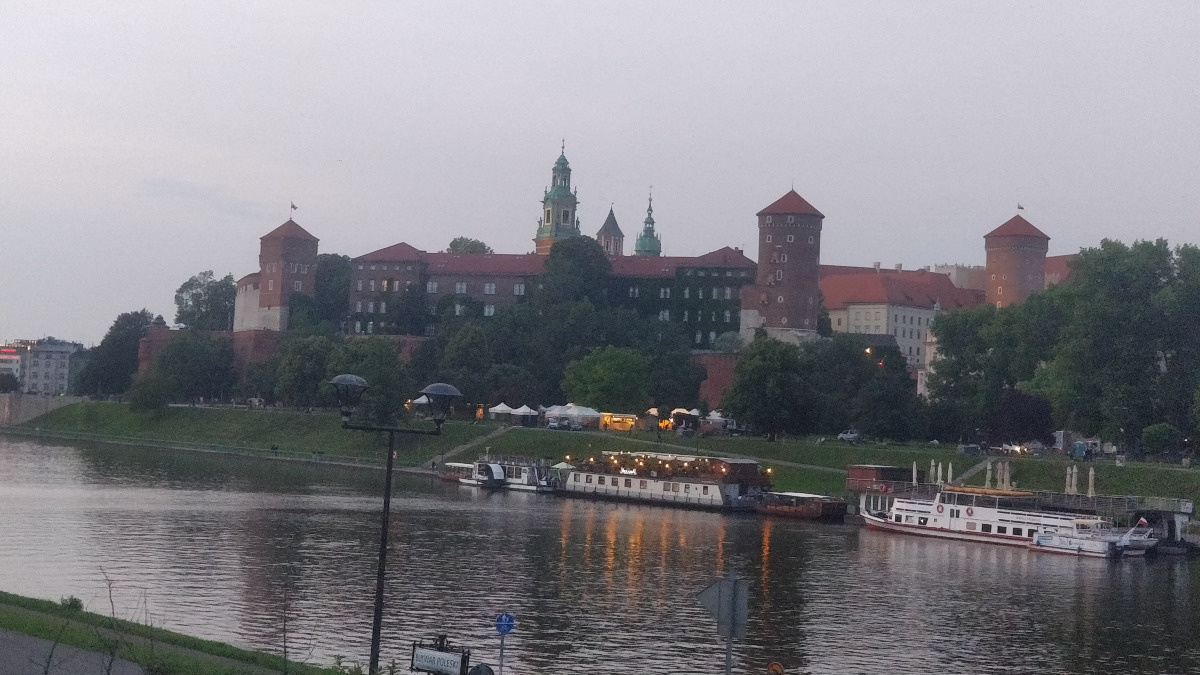 f0bfa618-fdcb-471a-a9f0-5c9037d75115