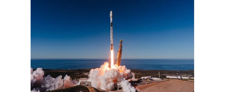 Satelita nawiązał łączność, procedury rozruchowe są w toku - ICEYE | Biznes PAP