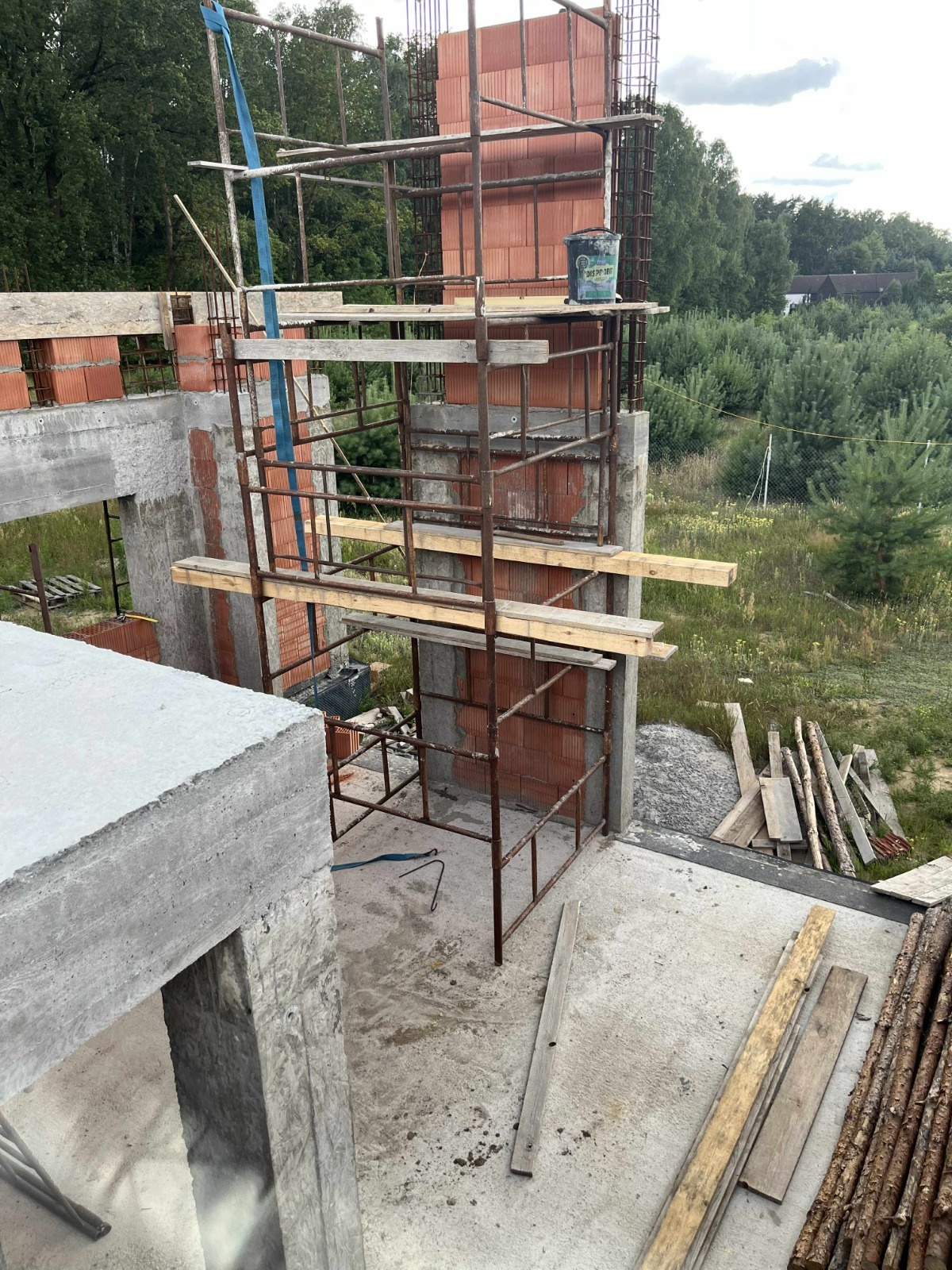 d3d45b75-f478-4a58-8d3d-f9c0e8871228