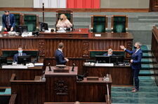 Sejm: Ustawa o ochronie granicy wraca do komisji. Burzliwa debata w Sejmie
