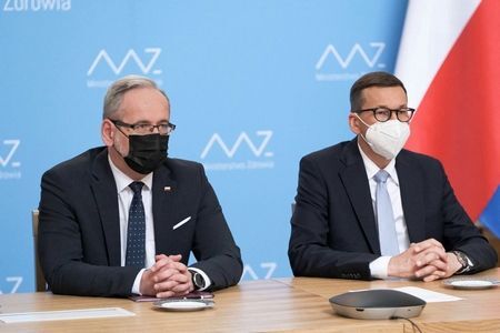 "98,8 proc. zgonów zakażonych w Polsce to niezaszczepieni"