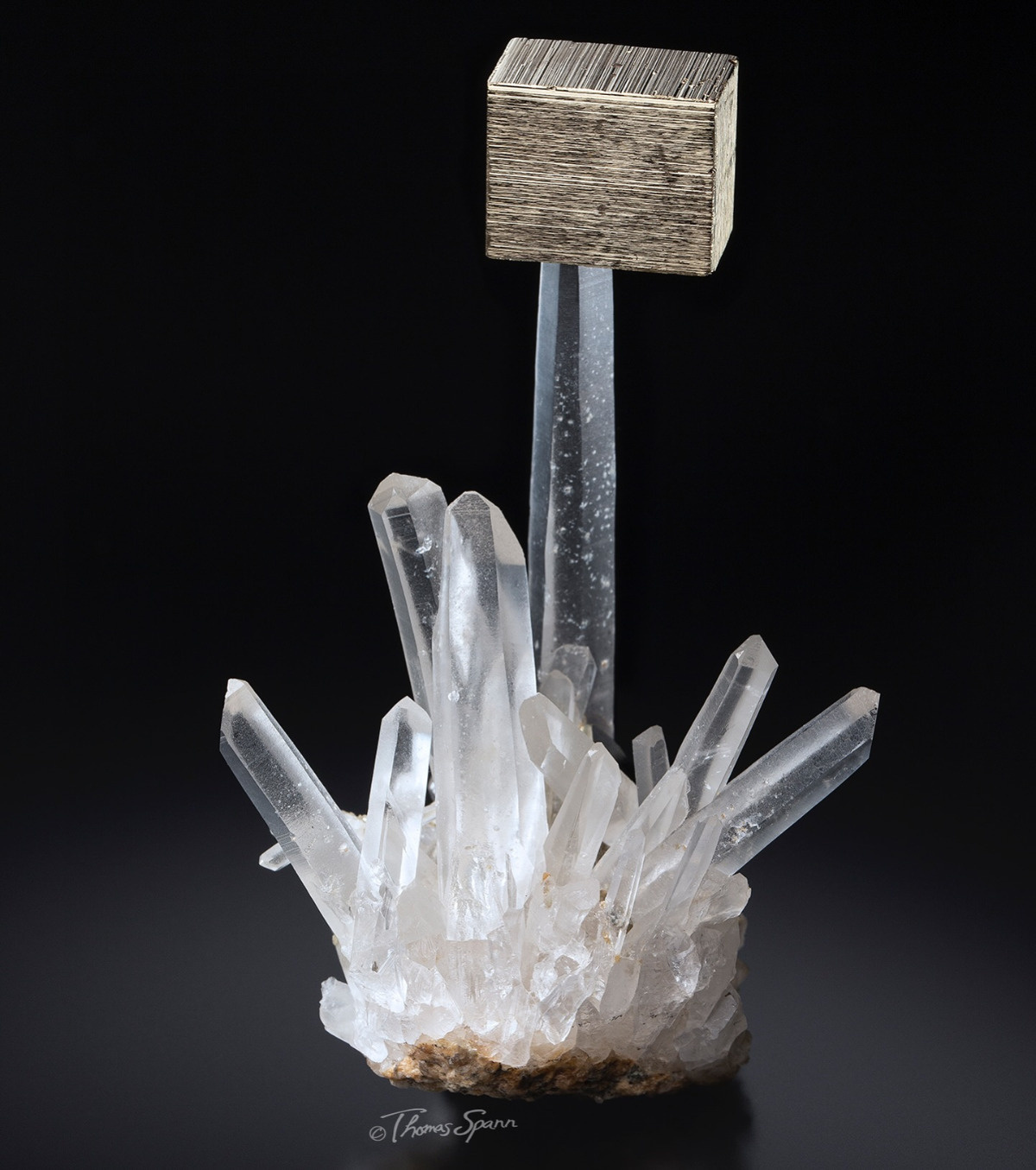 e902ae64-c21a-4281-8a06-b677a379a685