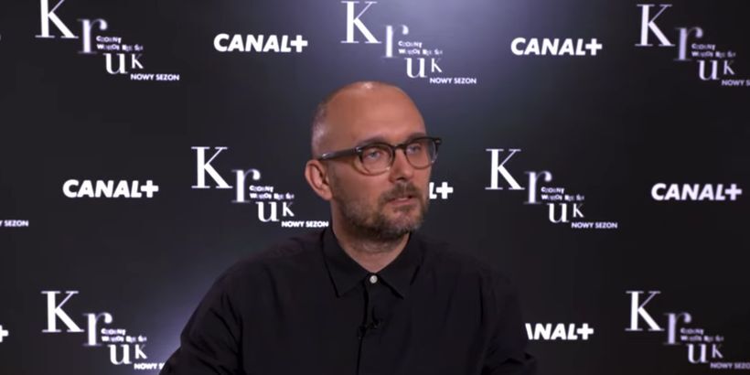Scenarzysta o Kruk. Czorny woron nie śpi. Co oznacza tytuł i czego się spodziewać? [WYWIAD VIDEO]