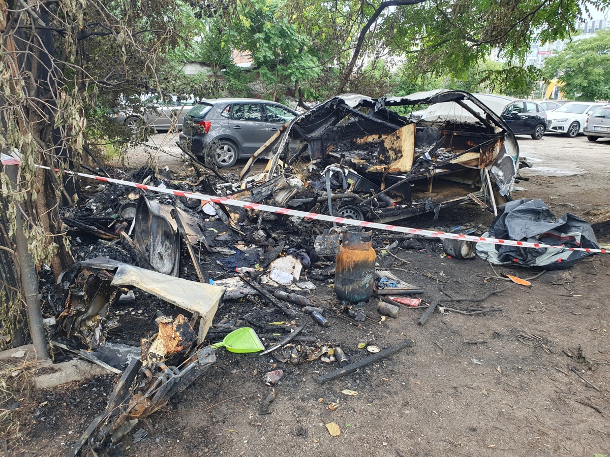 c8cccac0-cb40-4641-8746-842eecb88fa7