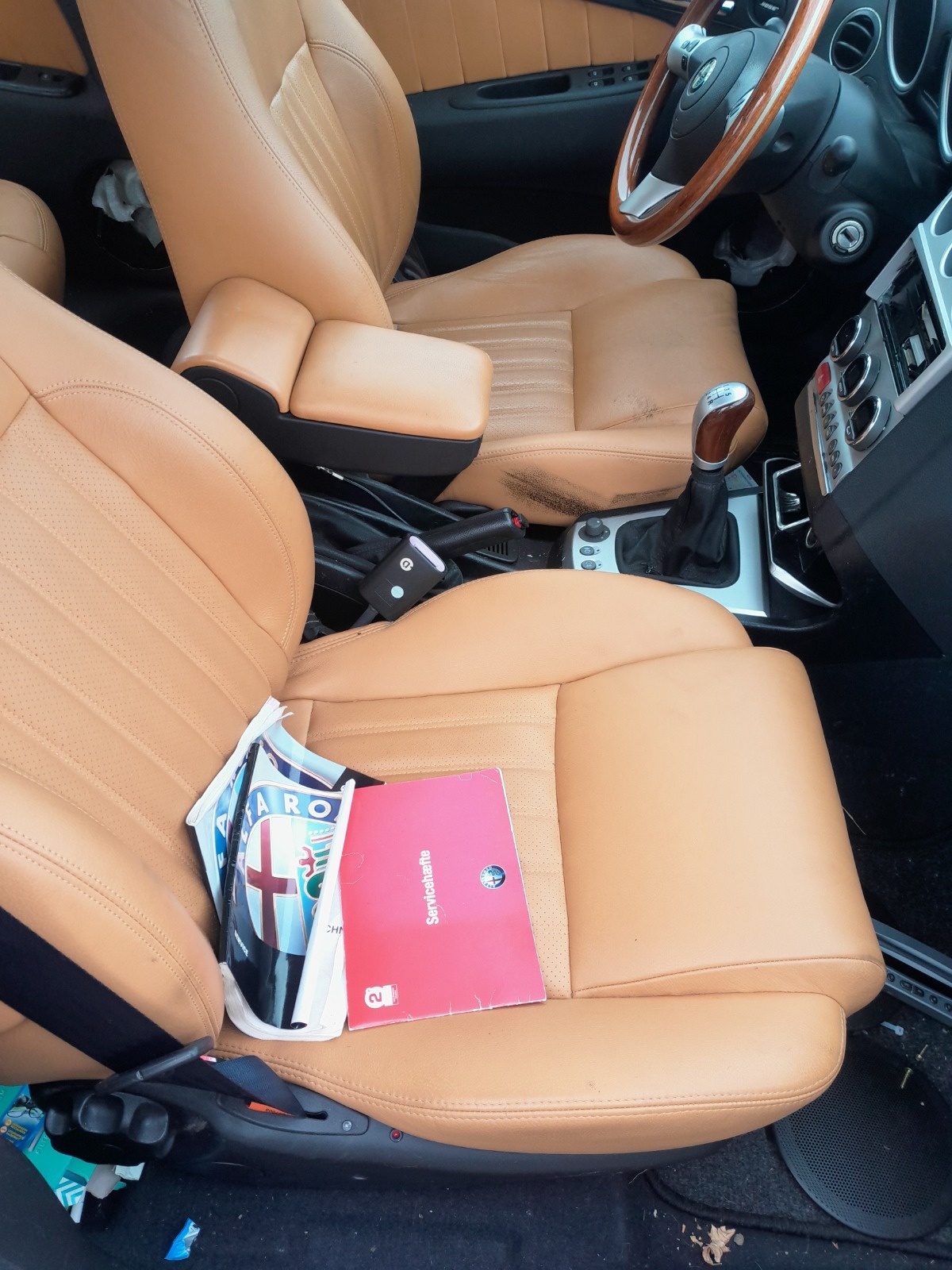 33aa4338-e5db-4fbc-92e9-566c6d15d5d4