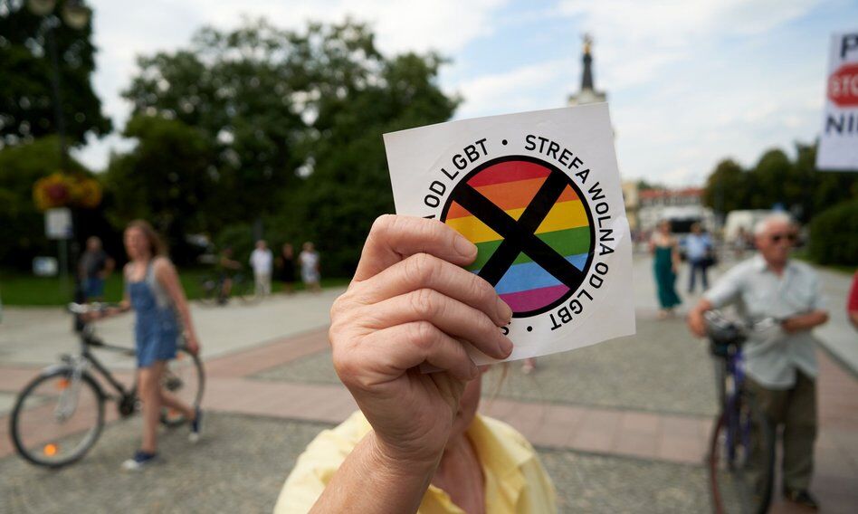 KE rozważa kroki prawne przeciwko Polsce w związku z tzw. "strefami wolnymi od LGBT"
