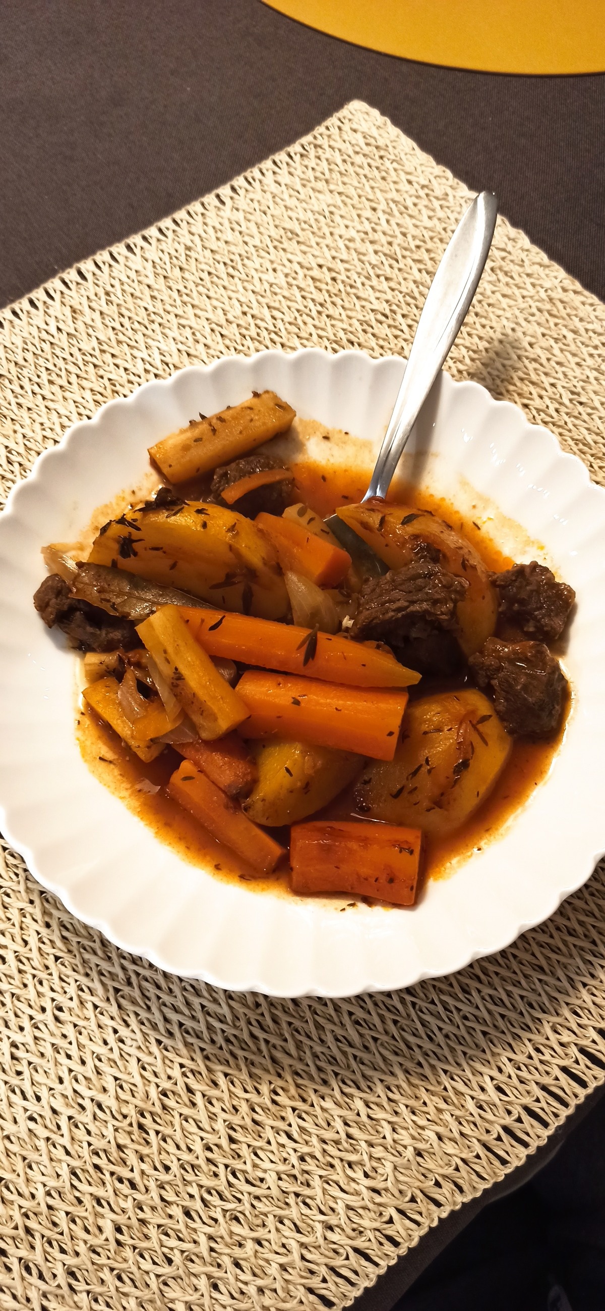 b7f43e98-043d-43e0-abcb-9439e626a981