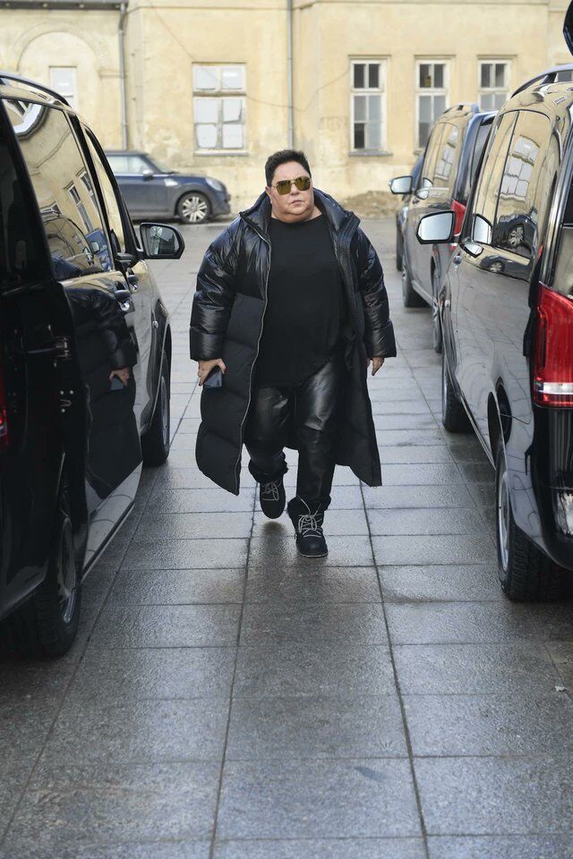 afc5e9a4-f331-431b-8443-8258b8108fd3