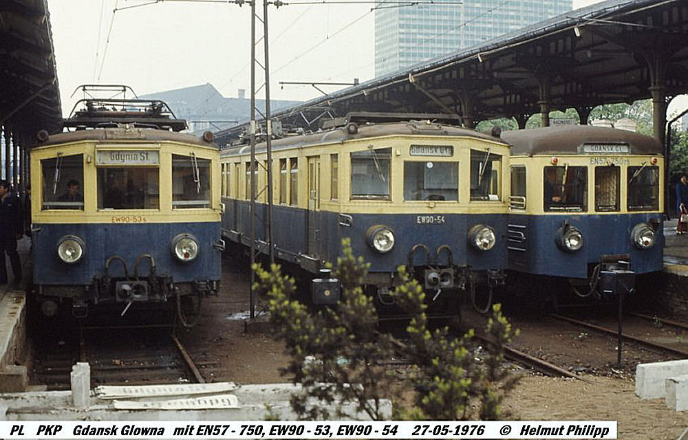 d3e27695-79ee-4ee0-ae8c-30301f5bb5b5