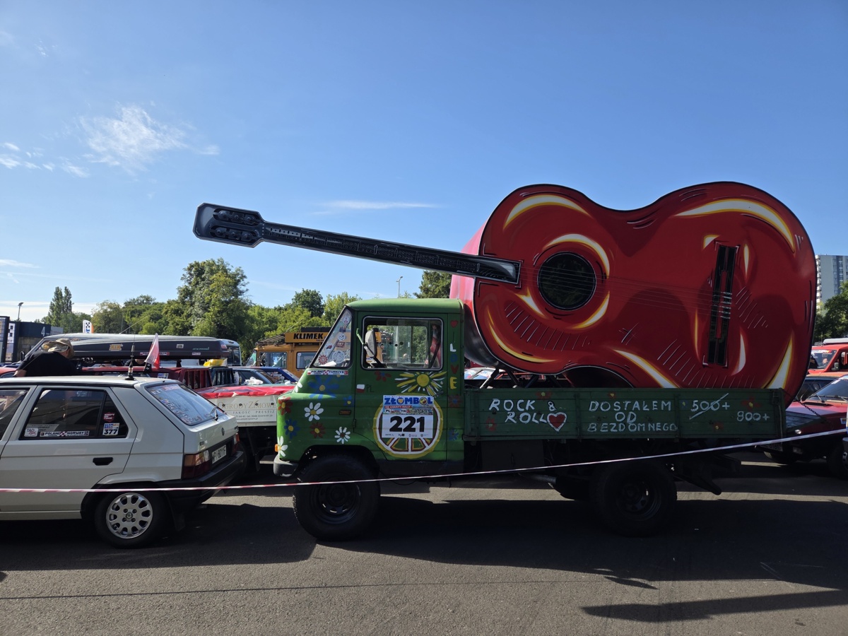 27d32a7c-97b7-4d86-9994-7ea9c6fb06c4