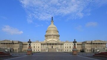 USA. Pierwszy wyrok skazujący za przestępstwo dla uczestnika zamieszek na Kapitolu