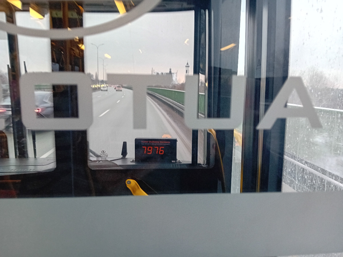 096b479e-ee3f-4328-af19-76997165227b