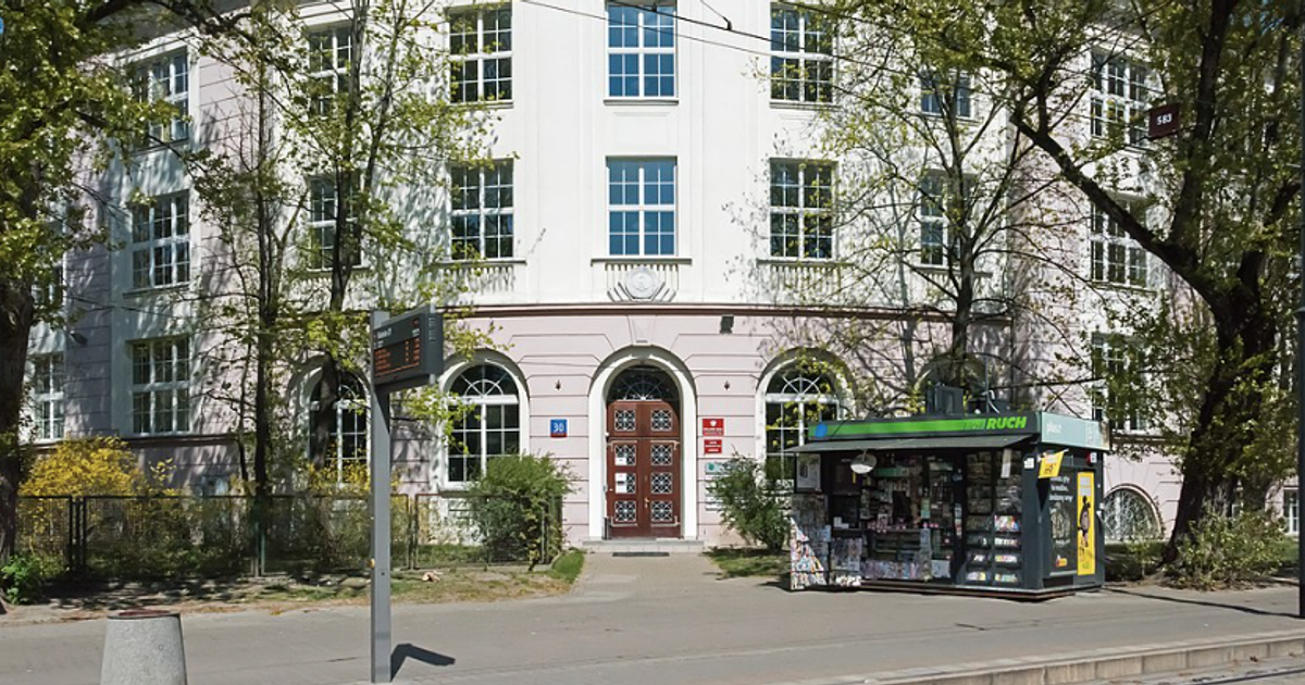 Siłowe wejście do KRS. Policja i prokuratura chcą dostać ważne akta