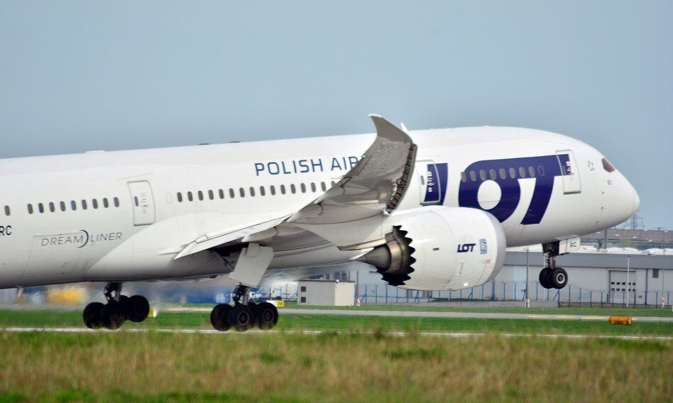 Od poniedziałku nowe połączenie LOT-u na trasie Warszawa-Strasburg