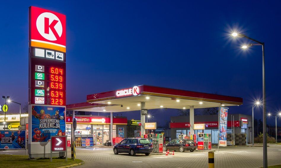 Od poniedziałku obowiązuje niższa akcyza na paliwa. Obajtek: podtrzymuję zapowiedzi