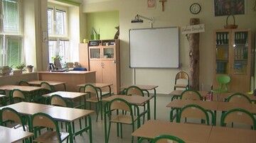 Nauka zdalna. W Małopolsce coraz więcej wniosków o zajęcia w szkołach