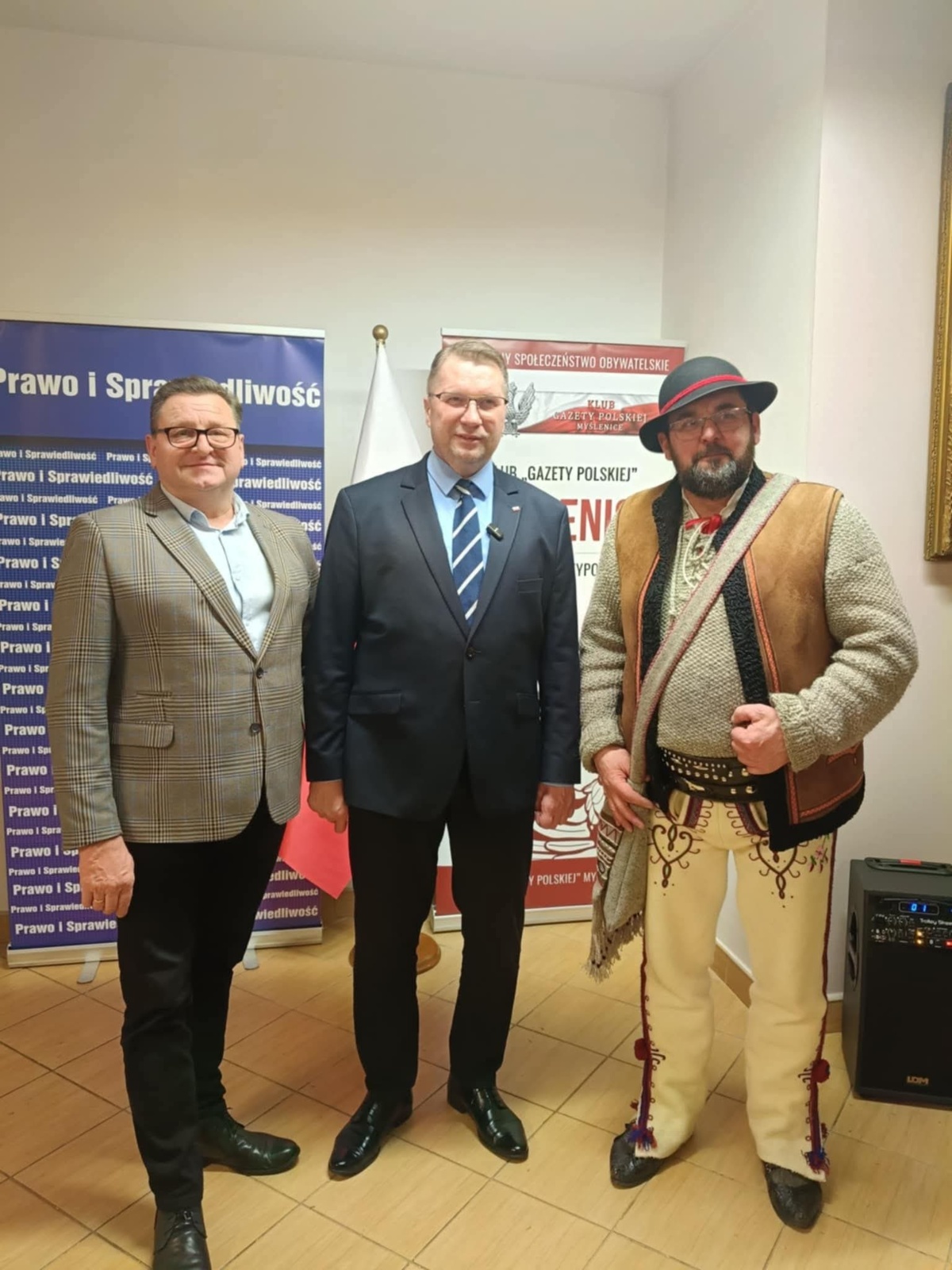 c133d814-d131-46e3-8794-4efe348619af