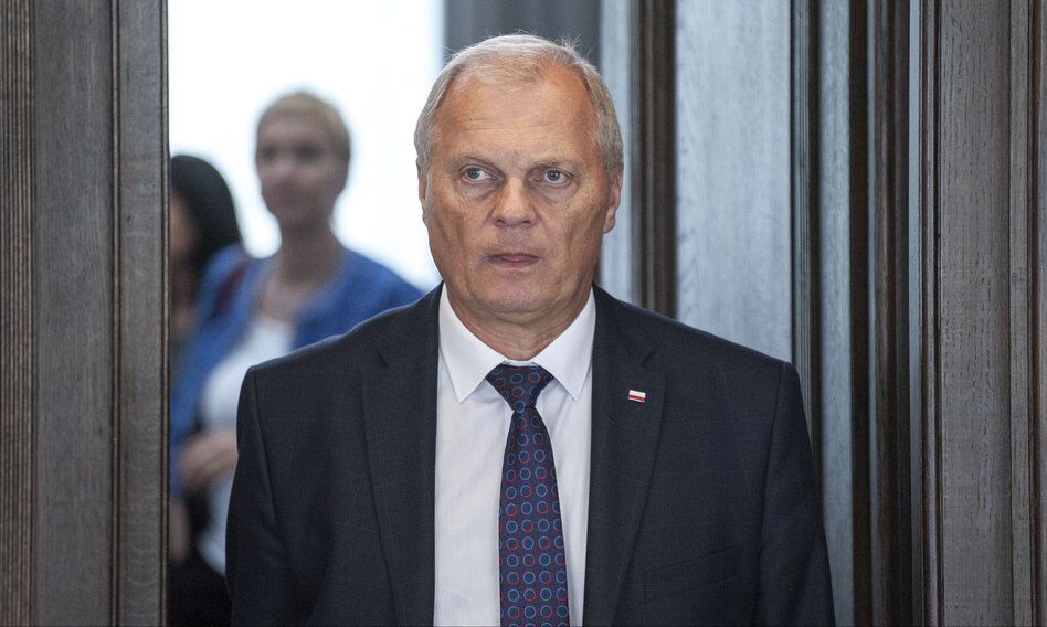 Lech Kołakowski wraca do klubu PiS. Znów ma 230 posłów w Sejmie