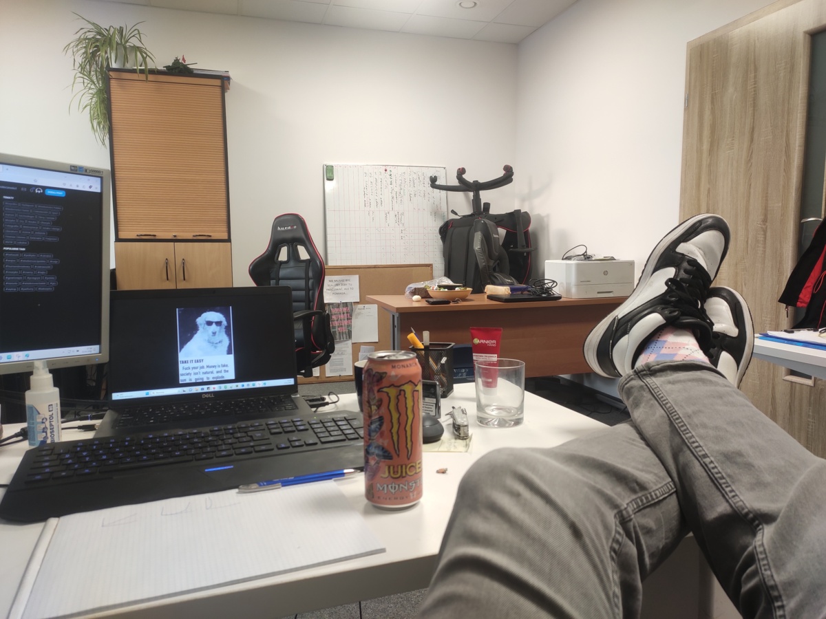 63d50f29-db37-4901-90da-a44cf8e18130