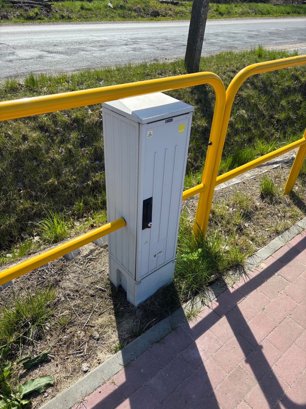 881b519a-24cd-482d-8903-66deb8e6984a