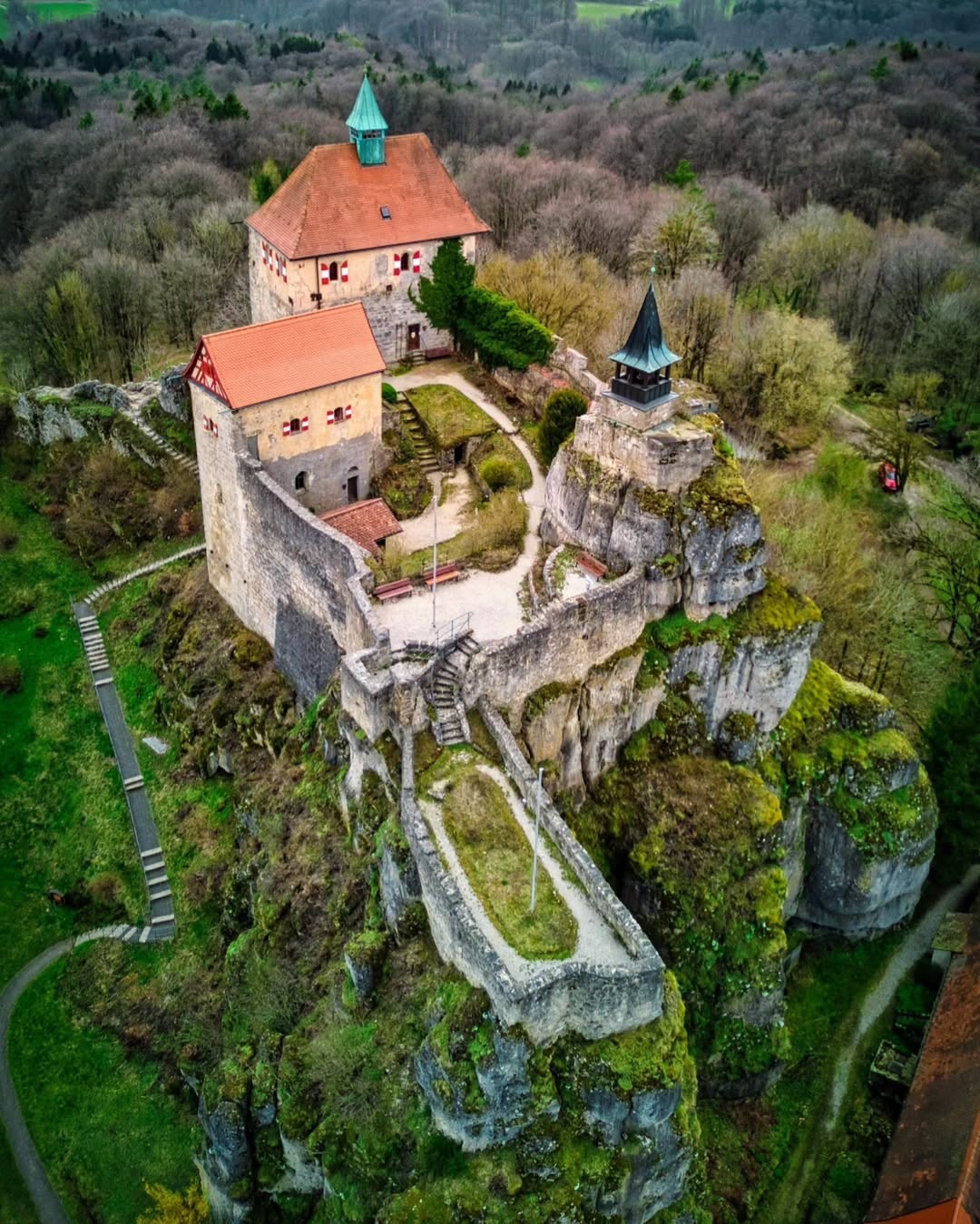 a89794d4-a006-4a4d-a1f4-fbfcb716bbe9