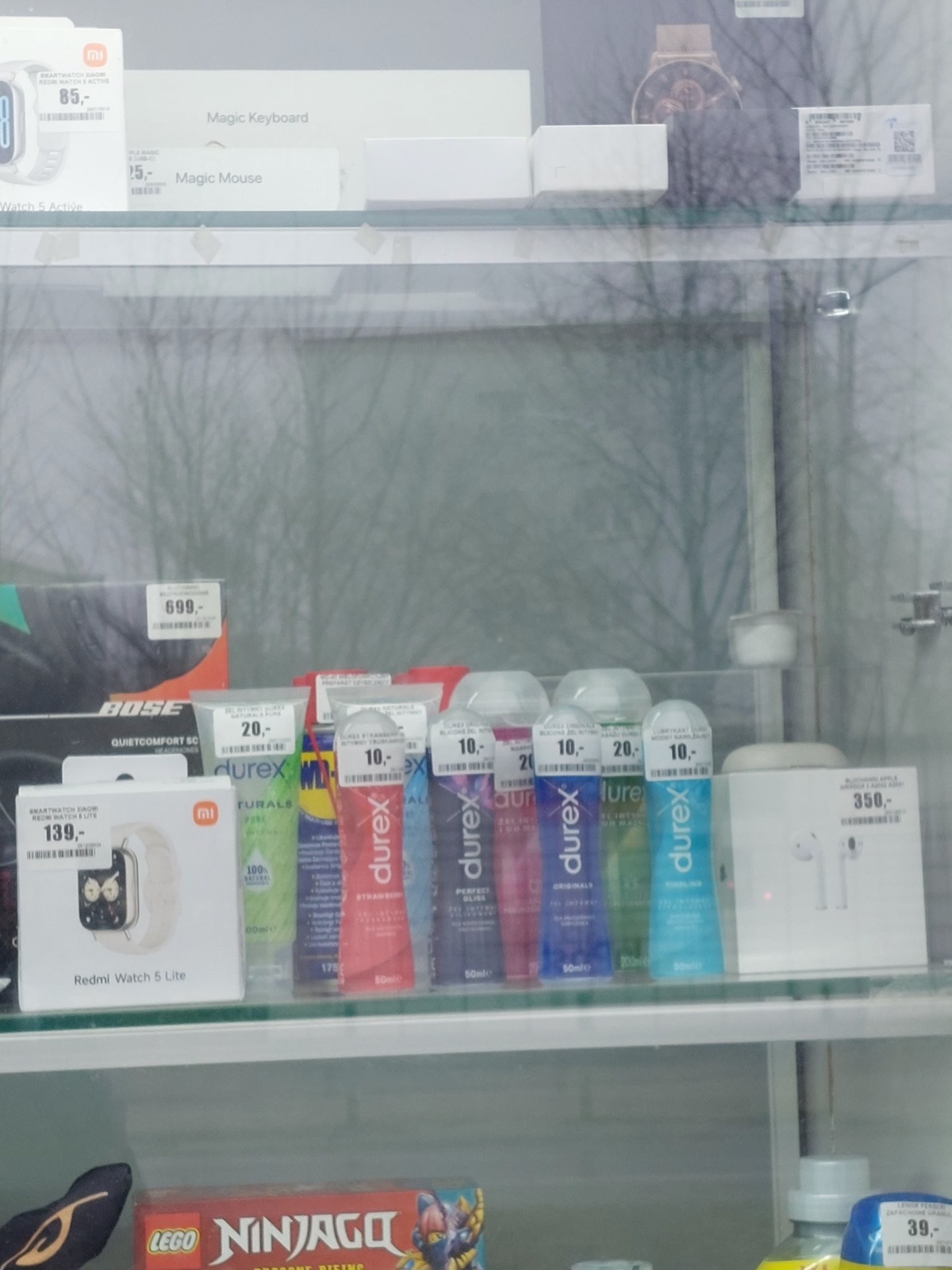 9f4fe4af-16d6-46f4-bbec-63696b32e257